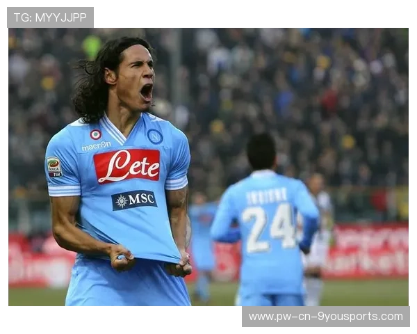 瑞士队中场卡瓦尼在巴黎奥运会上展现出强大的进攻组织能力，卡瓦尼转会巴黎