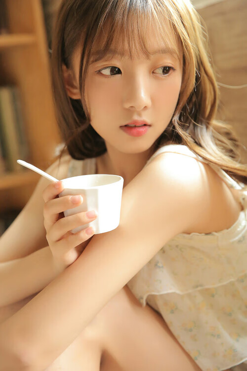 公牛训练结束后组织战术问答考验球员理解,公牛教练组