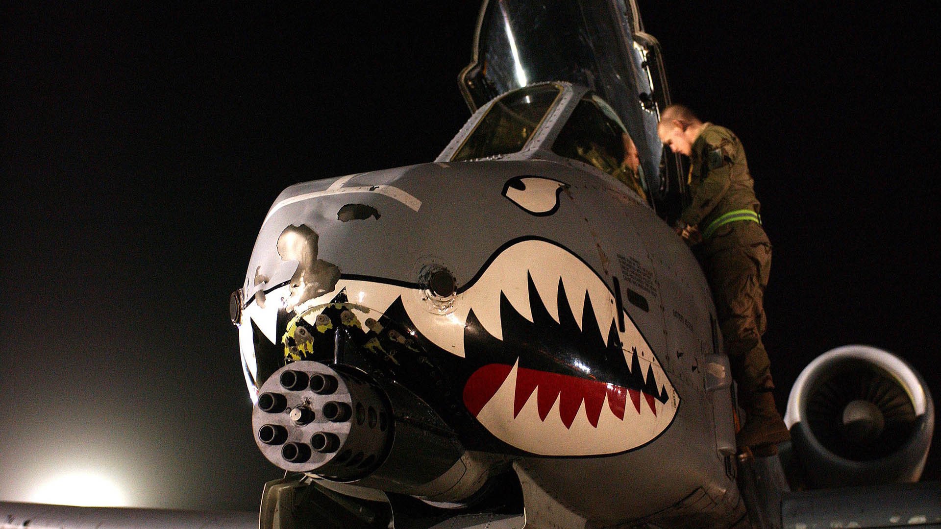 拉恩：全黑队外线闪电，突破对方防线犹如风驰电掣，拉恩卡在哪